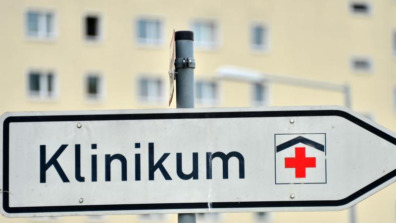 In Deutschland gibt es zur Zeit knapp 1400 Krankenhäuser. In Deutschland gibt es zur Zeit knapp 1400 Krankenhäuser.