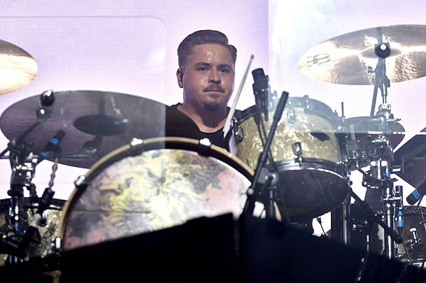 Vom Schlagzeug ab aufs Tanzparkett: Tokio-Hotel-Drummer Gustav Sch&auml;fer versucht sein Gl&uuml;ck bei "Let's Dance".