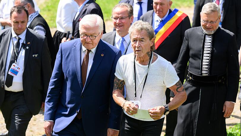 Bundespräsident Frank-Steinmeier gratuliert Peter Maffay zu dessen 75. Geburtstag.