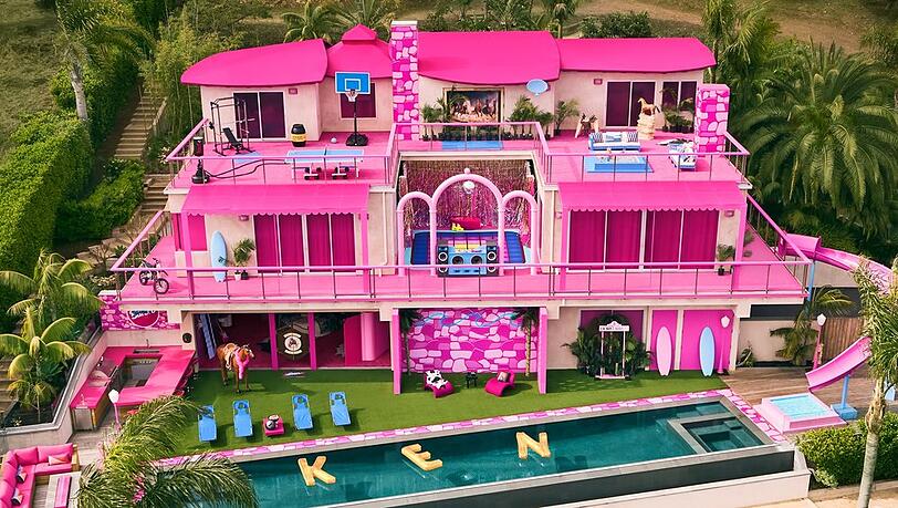 So sieht das Malibu Dreamhouse von Barbie in echt aus. So sieht das Malibu Dreamhouse von Barbie in echt aus.
