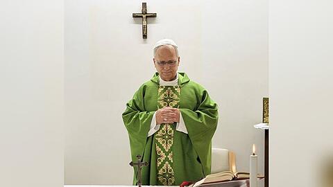 Papst Leo bei der Messe in der Gemelli-Klinik.