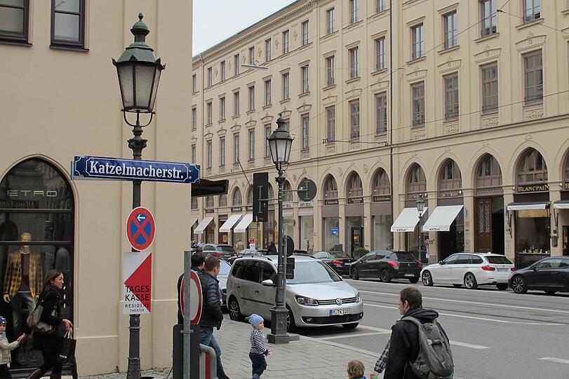 Eine Hommage an den Kult-Regisseur Rainer Werner Fassbinder findet am Samstag in den Straßen der Isarvorstadt statt.