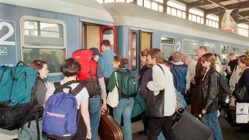 Heimwärts: An Weihnachten zieht es viele nach Hause. Heimwärts: An Weihnachten zieht es viele nach Hause.