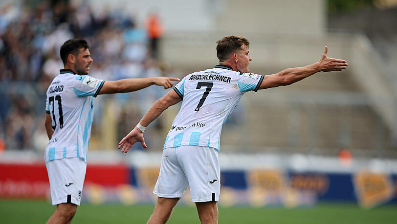 Kevin Volland (l.) und Florian Niederlechner waren im Sommer die großen Hoffnungsträger, konnten die enormen Erwartungen aber nicht erfüllen. Kevin Volland (l.) und Florian Niederlechner waren im Sommer die großen Hoffnungsträger, konnten die enormen Erwartungen aber nicht erfüllen.