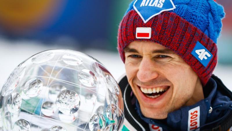 Der Pole Kamil Stoch ist der Top-Anwärter im Skisprung-Weltcup. Der Pole Kamil Stoch ist der Top-Anwärter im Skisprung-Weltcup.