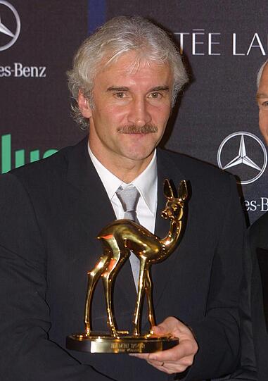 2002: Teamchef Rudi Völler mit dem Sport-Bambi.