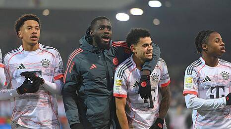 Luis Diaz (z.v.r.) hat seinen ersten eigenen Song ver&ouml;ffentlicht.