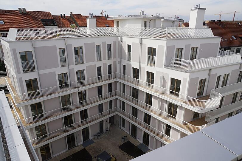 Fünf Penthouse-Wohnungen gibt es in dem Projekt, alle haben große Dachterrassen.
