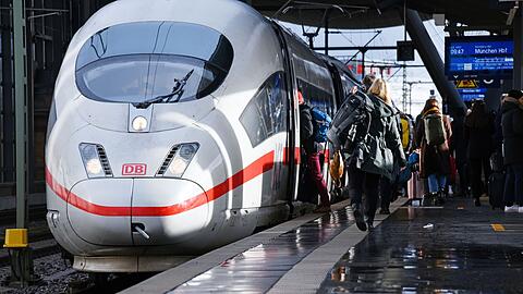 Ein ICE wird am Münchner Flughafen so schnell nicht zu sehen sein. (Symbolbild)