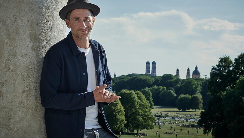 Markus Stoll am Monopteros.