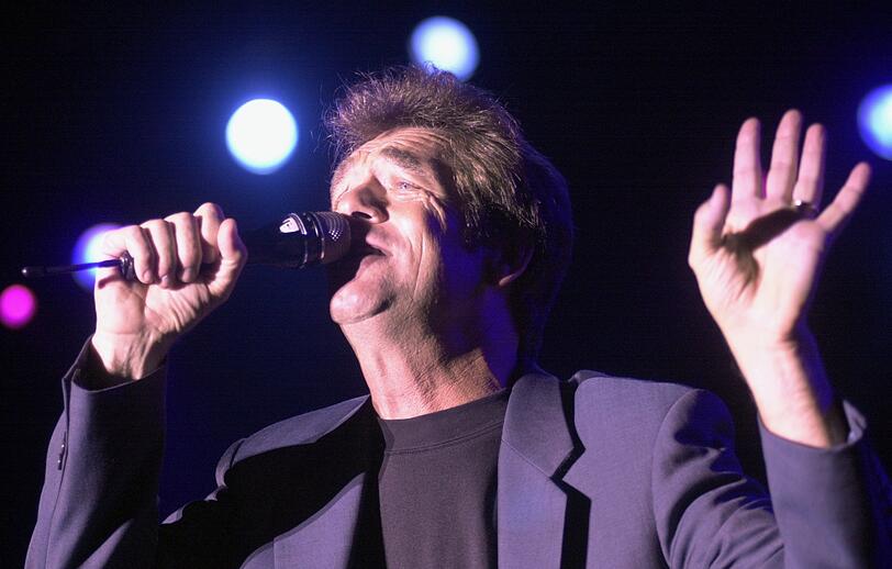 Rocker Huey Lewis im Jahr 2000 in Hannover.
