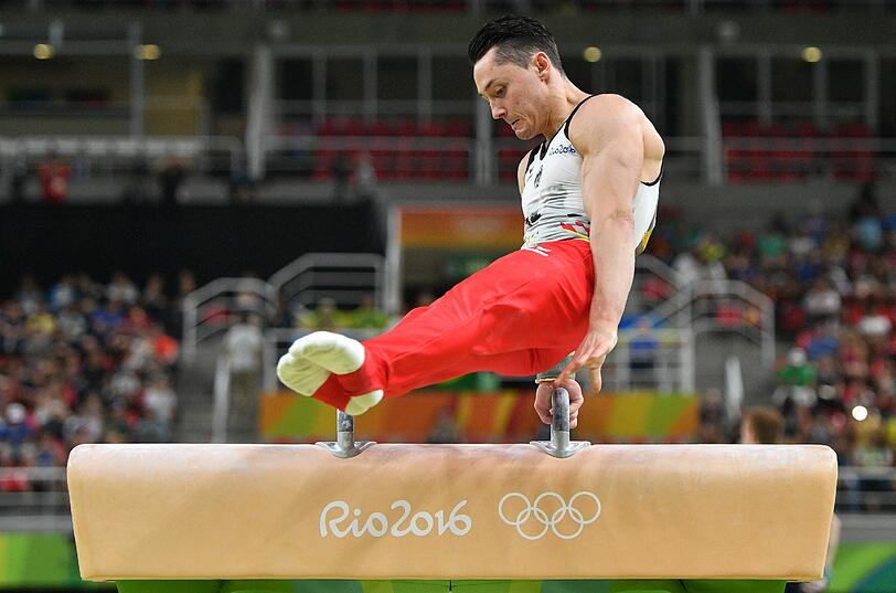 Trotz eines Kreuzbandrisses hat Andreas Toba weitergeturnt. Die Bilder aus Rio.