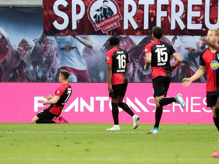 Krzysztof Piatek (l) bescherte Hertha BSC einen Punkt bei RB Leipzig.
