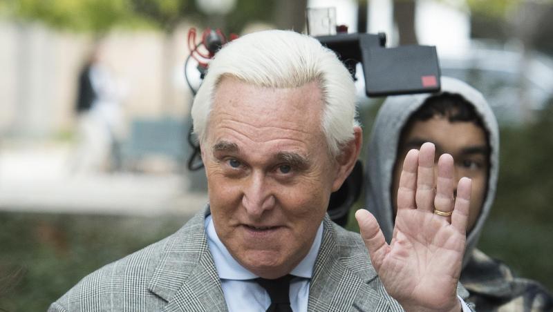 Kurz vor dem Ende seiner Amtszeit hat der abgewählte US-Präsident Donald Trump unter anderem seinen langjährigen Vertrauten Roger Stone begnadigt.