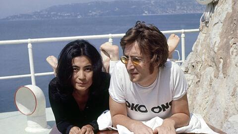 John Lennon und Yoko Ono im Juli 1970 im Hotel du Cap Eden Roc an der Côte d'Azur in Antibes.