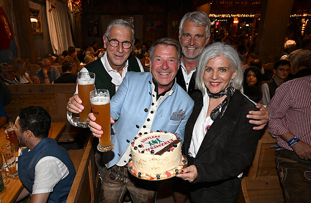 Patrick Lindner mit Ehemann Peter Schäfer sowie Birgit Schrowange mit Ehemann Frank Spothelfer Patrick Lindner mit Ehemann Peter Schäfer sowie Birgit Schrowange mit Ehemann Frank Spothelfer