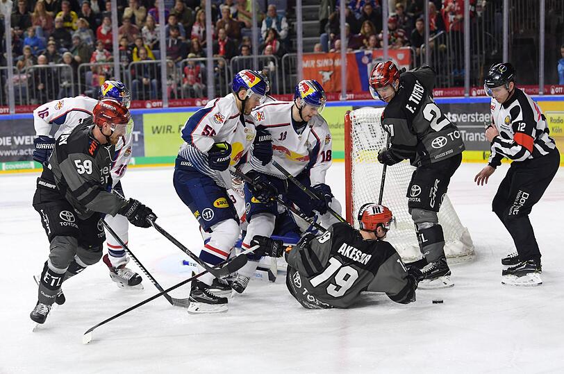 Der EHC obenauf: Die Red Bulls setzen sich bei den Kölner Haien mit 6:1 durch &ndash; es ist der elfte Sieg in Serie.