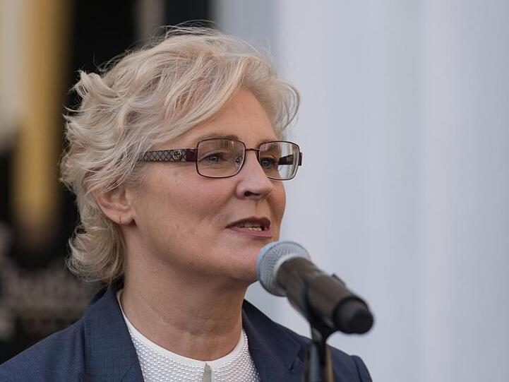 Die parlamentarische Geschäftsführerin der SPD-Bundestagsfraktion, Christine Lambrecht, wird neue Justizministerin.