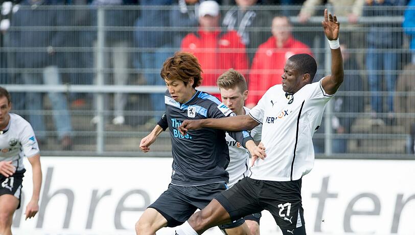 Yuya Osako (l.). Yuya Osako (l.).