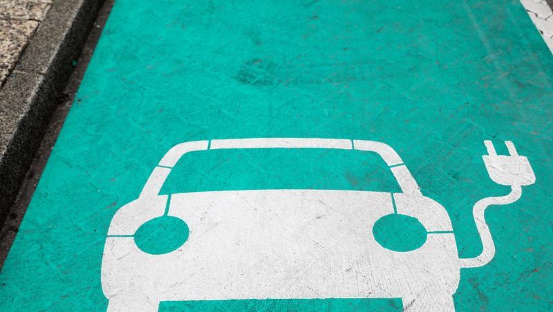 Parkplatz für Elektroautos in Leipzig. Parkplatz für Elektroautos in Leipzig.