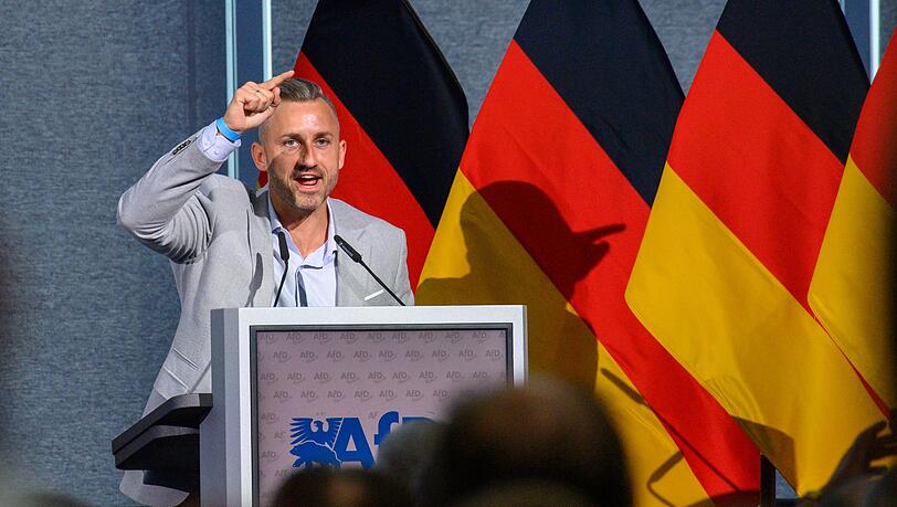 "Die Leute möchten den politischen Wandel", sagt AfD-Spitzenkandidat Ulrich Siegmund. "Die Leute möchten den politischen Wandel", sagt AfD-Spitzenkandidat Ulrich Siegmund.