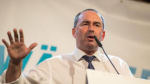 Bayerns Wirtschaftsminister Hubert Aiwanger (Freie Wähler) plädiert für eine "Ersatz-Gedenk-Wiesn".