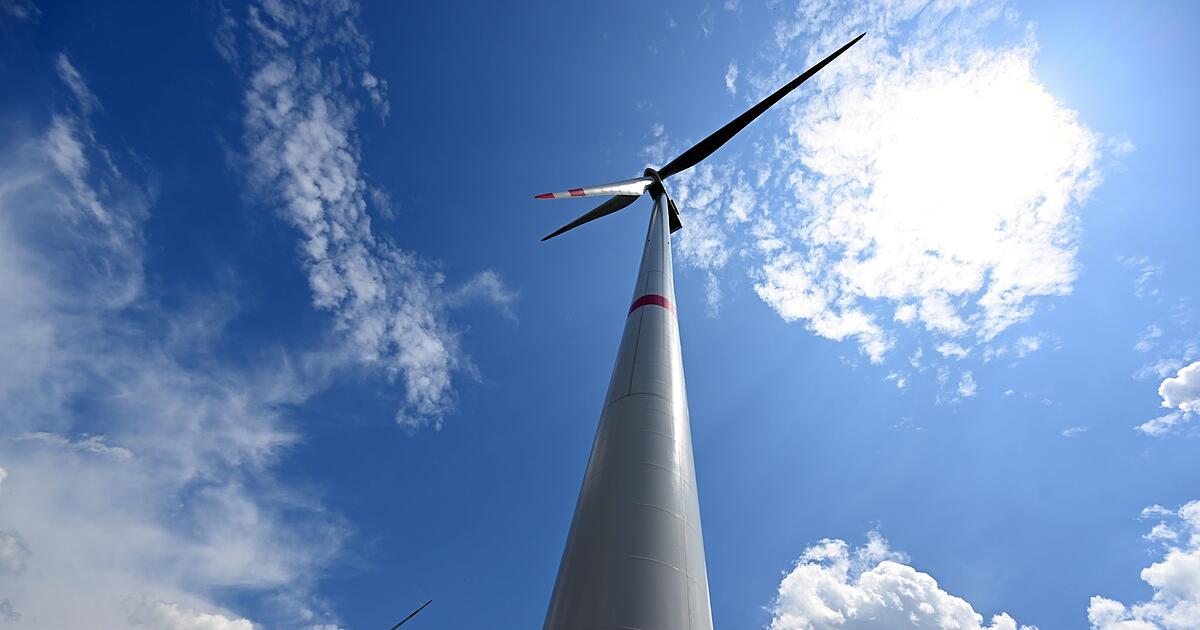 A44-gesperrt-Problem-mit-Windrad