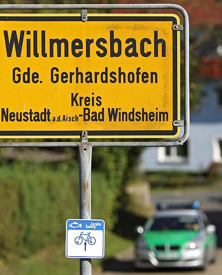 Er hat über Jahrzehnte hinweg mit seiner Tochter geschlafen, nun wurde ein 69 Jahre alter Rentner aus Bayern deswegen zu zwei Jahren und acht Monaten Haft verurteilt - die Bilder des Prozesses vor dem Landgericht Nürnberg.