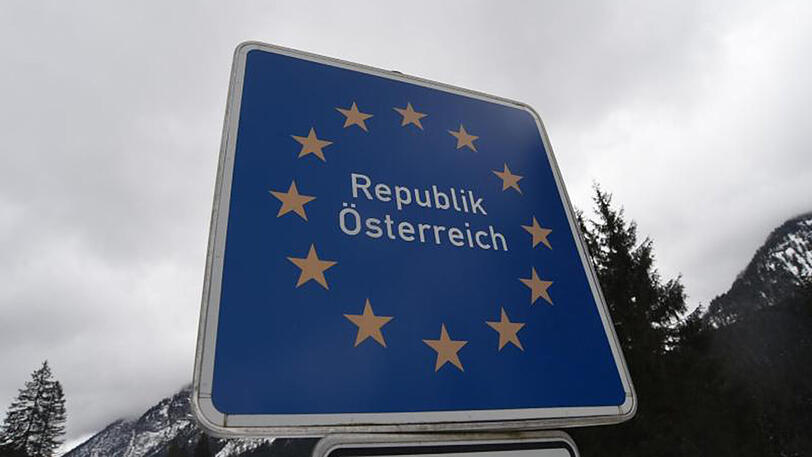 Wien erwägt den Ausstieg aus dem 2015 beschlossenen Umsiedlungsprogramm für Migranten.