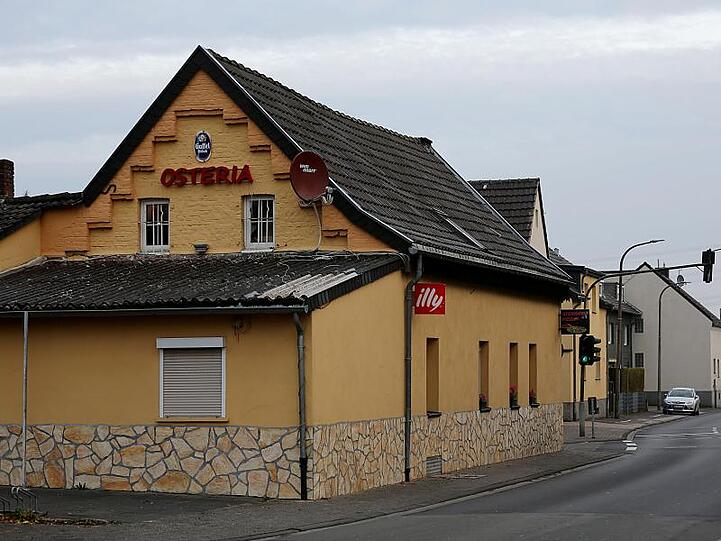 Der Besitzer einer Osteria in Pulheim gilt als mutmaßlichen Haupttäter. Ihm wird unter anderem Kokainhandel vorgeworfen.