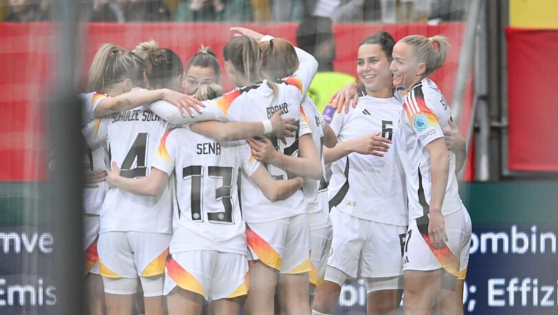 Die DFB-Frauen feierten im zweiten EM-Qualifikationsspiel den zweiten Sieg.