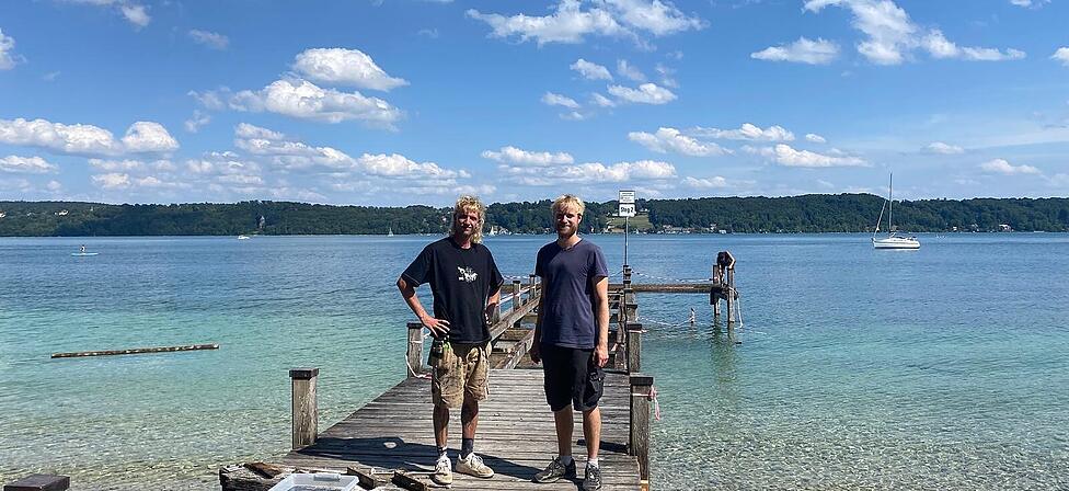 Steg 2 in Possenhofen wird nun doch nicht abgerissen, sondern von der Holzbaufirma Lynberg saniert, sie hat daf&uuml;r Zimmerer beauftragt &ndash; auf eigene Kosten.