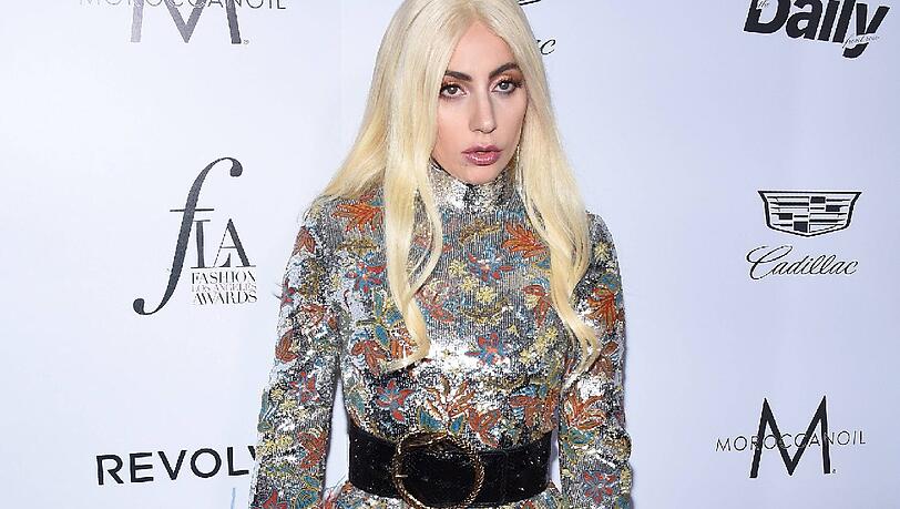Lady Gaga gewohnt gaga gekleidet Lady Gaga gewohnt gaga gekleidet