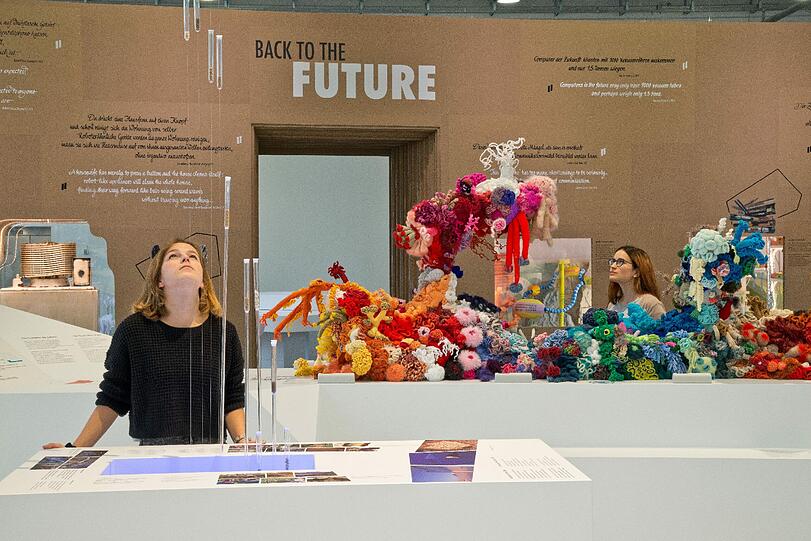 Die Ausstellung fragt nach der Rolle des Menschen auf der Erde.