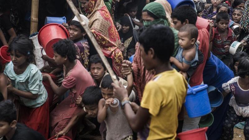 Flüchtlinge im Lager Cox's Bazar in Bangladesch. Flüchtlinge im Lager Cox's Bazar in Bangladesch.
