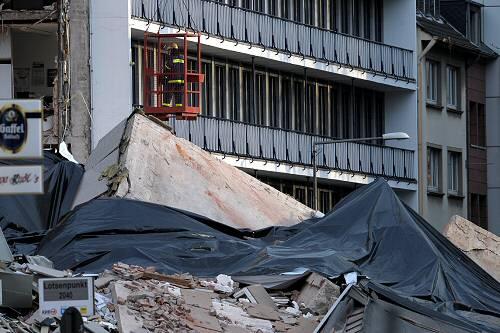 Trümmer des eingestürzten Stadtarchivs
