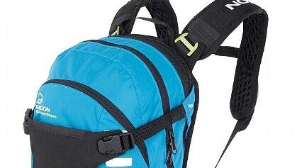 Macht jedes Manövermit: Der kompakte Mountainbikerucksack &bdquo;BA3 SuperEnduro&ldquo; eignet sich speziell für den Enduro- und All Mountain Einsatz. Dank 4-fach verstellbarem Tragesystem, Lastkompressionsprinzip und biegsamer Aluminium-Formschiene lässt er sich passgenau auf die Anatomie des jeweiligen Fahrers einstellen. Weitere Features: 15+2 Liter Volumen, vertikale Aufnahmegurte für Protektoren, ein kombiniertes Fullfacehelm-/Nasswäschefach und weitere Kompressionsgurte. www.rtisports.de
