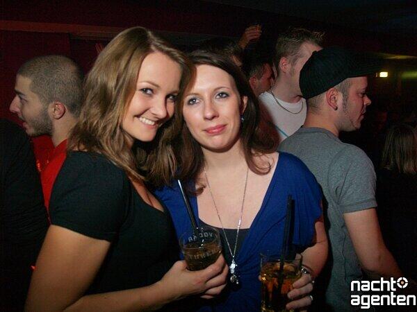 "Big Bill Bar" im Ruby (Freitag 11.11.2011). Mehr Fotos von dieser Party sehen Sie unter: