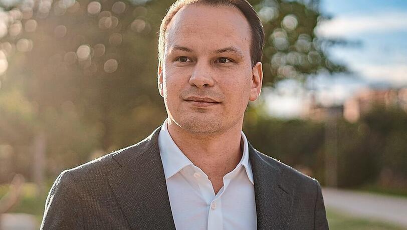 Nach der Landtagswahl vor drei Jahren in Bayern ist er aus dem Maximilianeum geflogen: Matthias Fischbach, einst Abgeordneter und parlamentarischer Geschäftsführer der Liberalen. Nach der Landtagswahl vor drei Jahren in Bayern ist er aus dem Maximilianeum geflogen: Matthias Fischbach, einst Abgeordneter und parlamentarischer Geschäftsführer der Liberalen.