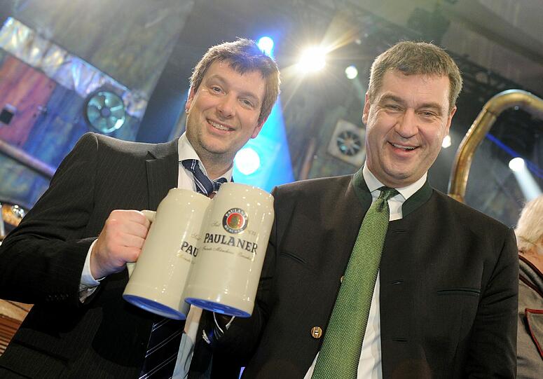 Markus Söder: Rechts das original, links Schauspieler Stephan Zinner