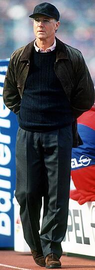 Franz Beckenbauer ( 1993/94 und 1996): Sammelt 1994 und 1996 als Interimscoach die Reste auf &ndash; einmal von Ribbeck, einmal von Rehhagel, der mit seinem zusammengebastelten &bdquo;Dream Team&ldquo; und der Großstadt München nicht klarkommt.