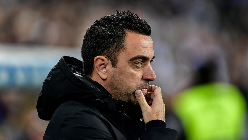 Trainiert Xavi bald Robert Lewandowski beim FC Barcelona? (Archivbild)