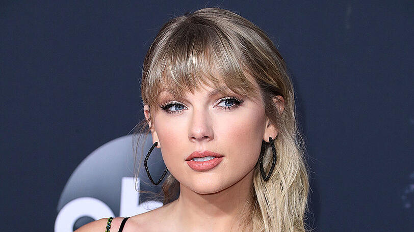 Taylor Swift gibt immer wieder gerne etwas von ihrem Reichtum ab.