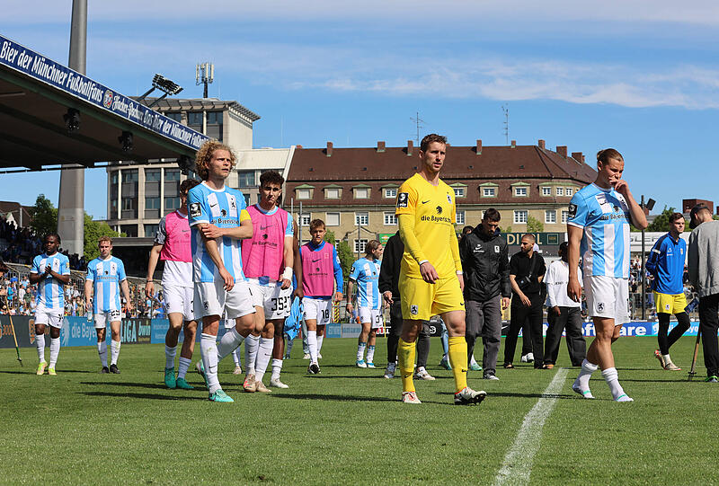 Top Wetter, top Kulisse, aber kein Top-Ergebnis. Der TSV 1860 unterliegt Dortmund II 1:2 und muss weiterhin um den Klassenerhalt zittern.