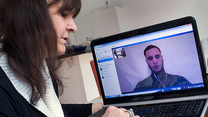 Skypen – so schwer ist es gar nicht. Skypen – so schwer ist es gar nicht.