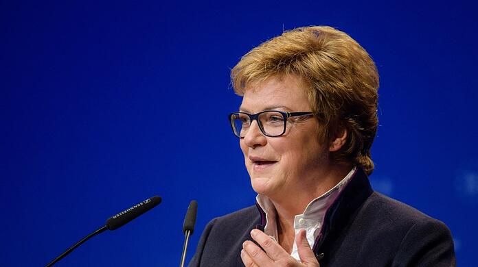 Die Franz-Josef-Strauß-Tochter Monika Hohlmeier (58) sitzt seit 2009 für die CSU im EU-Parlament. Sie ist innenpolitische Sprecherin der EVP-Fraktion.