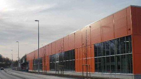 Der neue Baumarkt in Daglfing. Nachbarn sind nicht einverstanden mit der Fassade. Der neue Baumarkt in Daglfing. Nachbarn sind nicht einverstanden mit der Fassade.