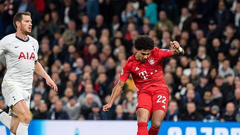 Serge Gnabry setzt zum Schuss an. Foto: Matthias Balk/dpa