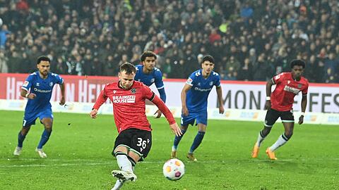 Cedric Teuchert traf per Elfmeter zum 2:1 für Hannover.