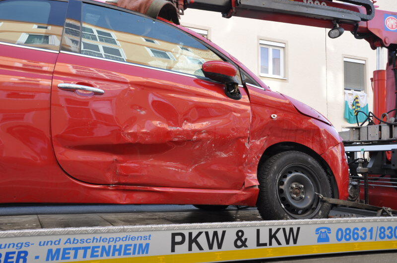 Mühldorf: Missachtete Vorfahrt: drei Verletzte - Bayern - Abendzeitung München